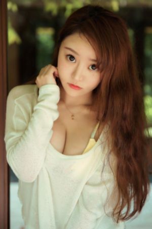 阁楼里的情人完整版_DVD完整视频观看